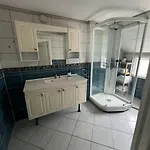 Hébergement de vacances Hus I