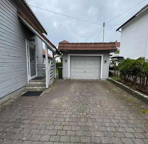 Dom wakacyjny Hus I *